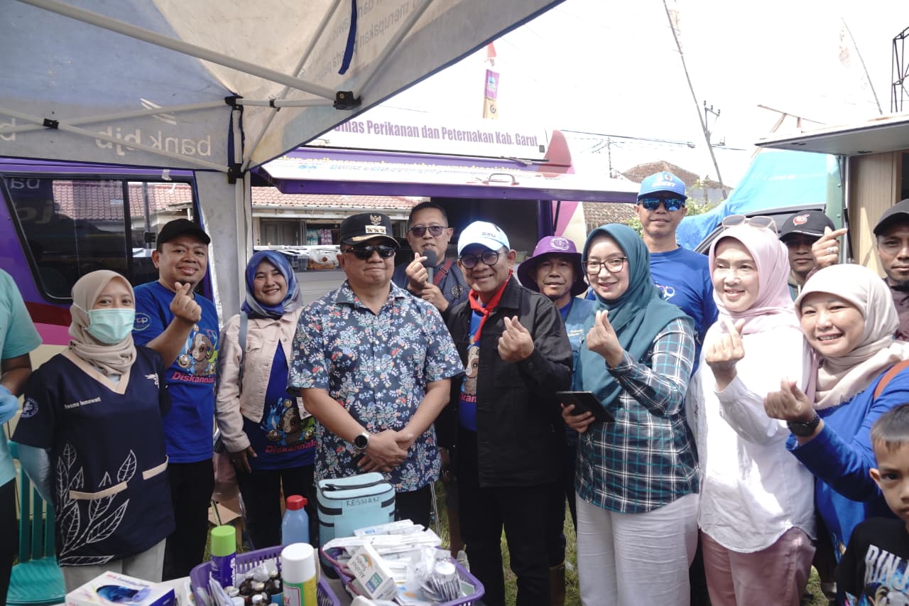 Bupati Garut, Abdusy Syakur Amin, menghadiri sekaligus membuka Festival Kuline