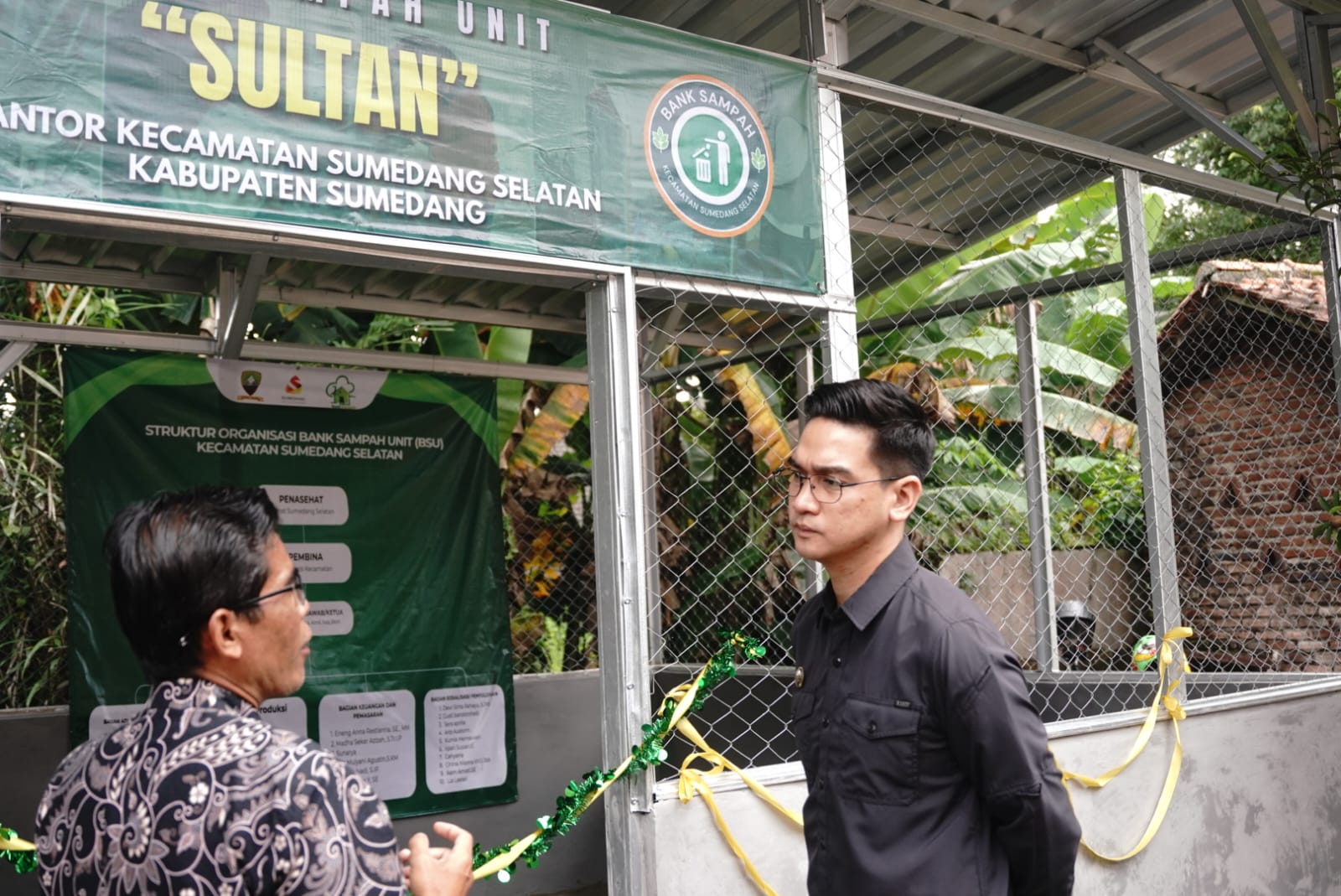 Wakil Bupati Sumedang, M. Fajar Aldila, meresmikan secara langsung Bank Sampah Sultan