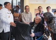 Prof. Emil Salim ke Kabupaten Garut 