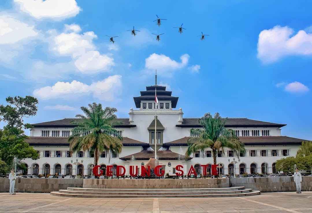 Gedung Sate: Ikon Bandung yang Menjembatani Masa Lalu dan Masa Kini