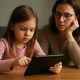 Ilustrasi Dampak Gadget Terhadap Perkembangan Anak