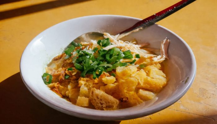 Sarapan Bubur, Pilihan Sederhana yang Mengenyangkan dan Menyehatkan