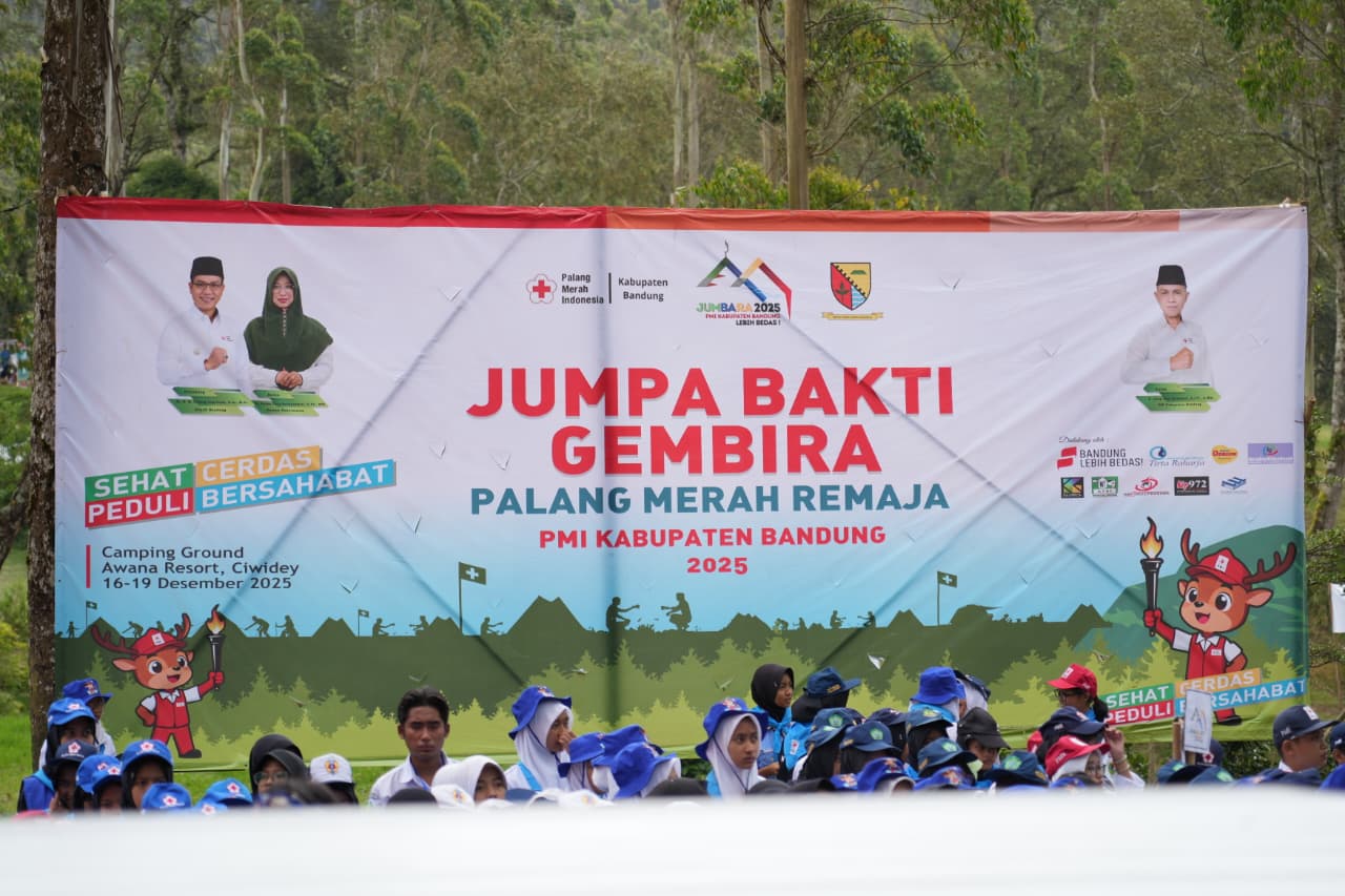 Sebanyak 906 kader Palang Merah Remaja (PMR) dari jenjang SD hingga SMA se-Kabupaten Bandung mengikuti kegiatan Jumpa Bakti Gembira (JUMBARA)