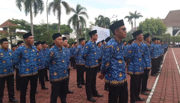 Bupati Karawang Berhentikan Dua PNS Bermasalah, Total Sudah 8 Orang Dipecat