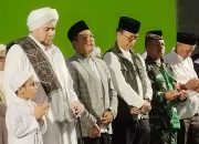 Doa dan Shalawat Bersama di Masjid Al Fathu