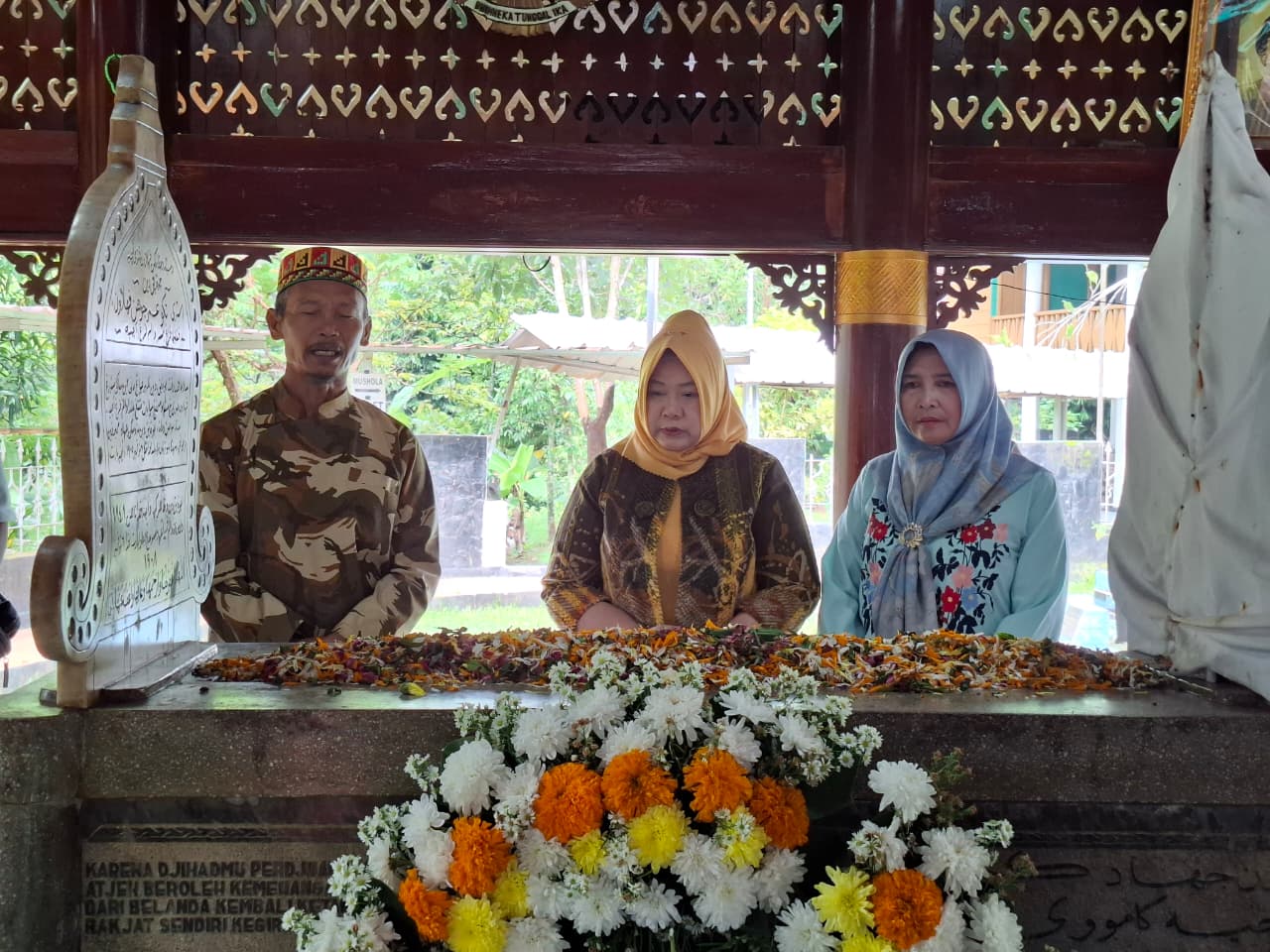 Makam Tjoet Nyak Dien