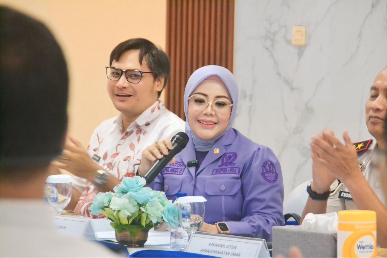 Anggota Komisi I DPD RI, Aanya RIna Casmayanti
