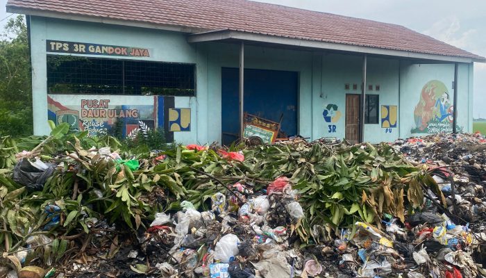 TPS 3R di Desa Kutagandok Terbengkalai, Warga Jadikan Lokasi Pembuangan Sampah