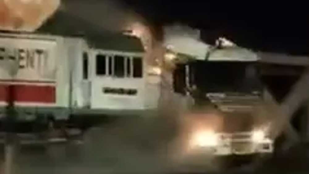 KA Tabrak Truk
