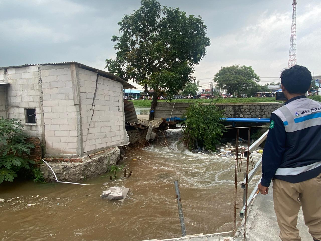 Lokasi Jebolnya Tanggul Kalimalang Karawang