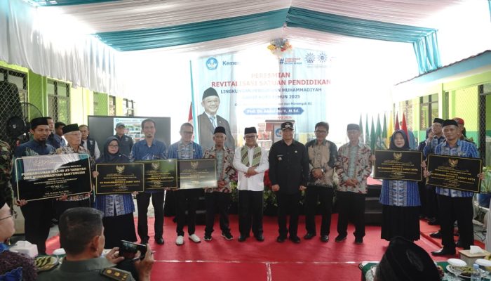Mendikdasmen Resmikan Revitalisasi Sekolah Muhammadiyah Garut, Dorong SDM Unggul