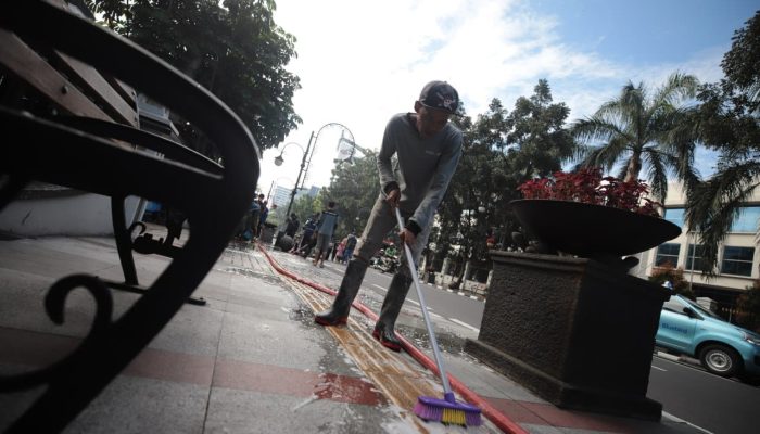 Sampah Perayaan Tahun Baru di Bandung Capai 95 Meter Kubik