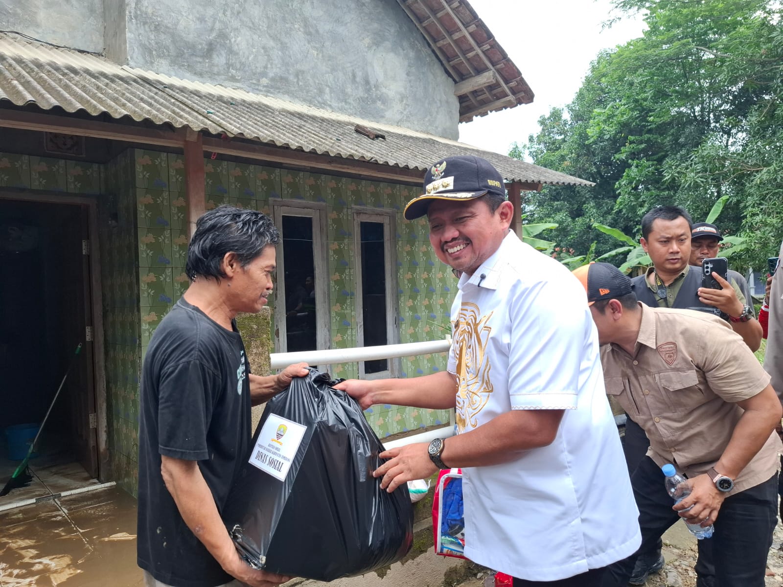 Banjir Sungai Cilutung Sumedang
