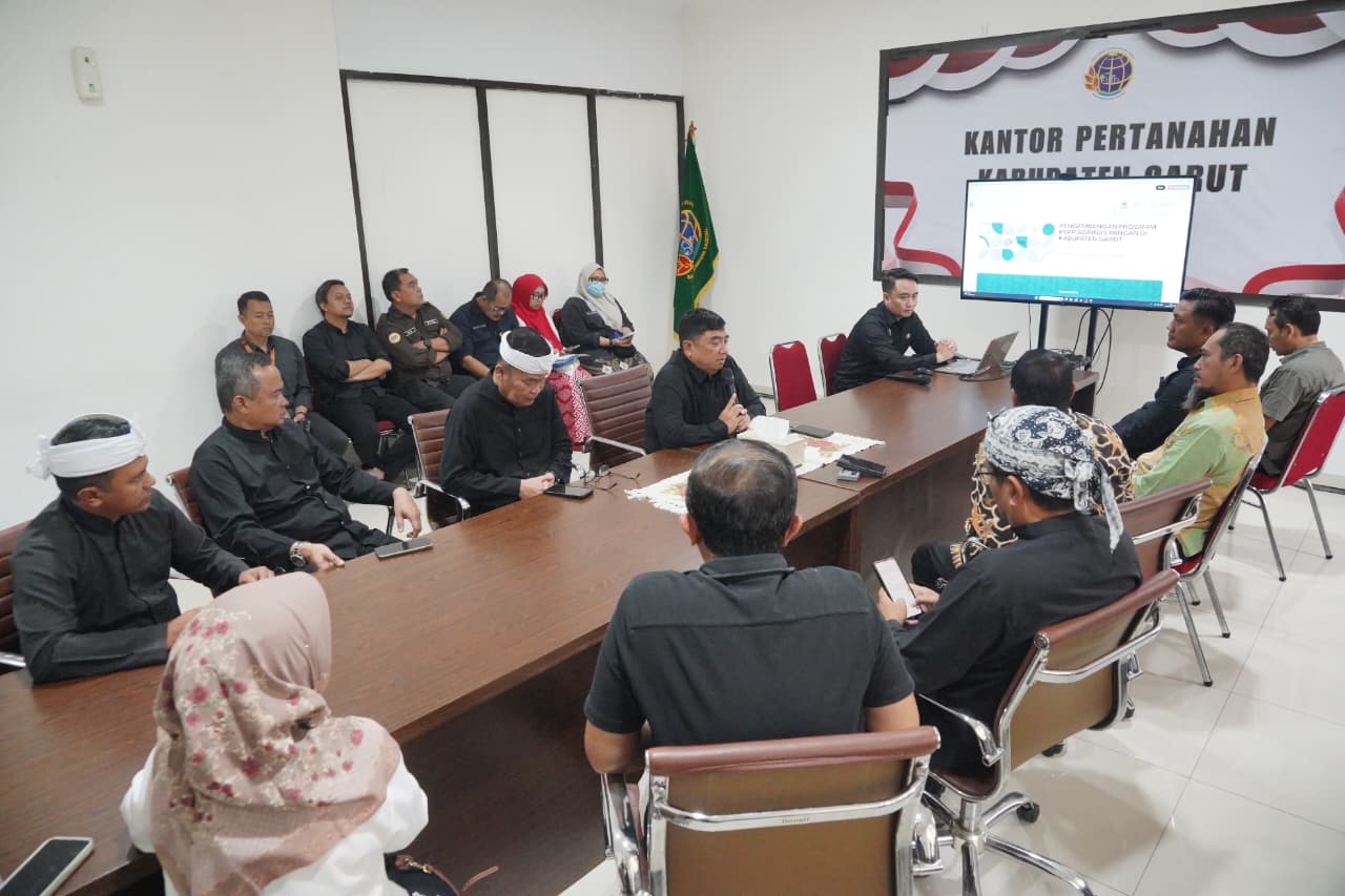 Percepat Legalisasi Aset Pemda, Bupati Garut Kunjungi ATR/BPN