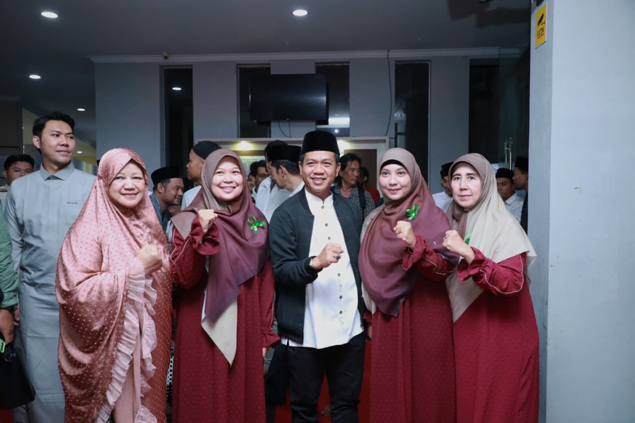 Bupati Bandung Dadang Supriatna
