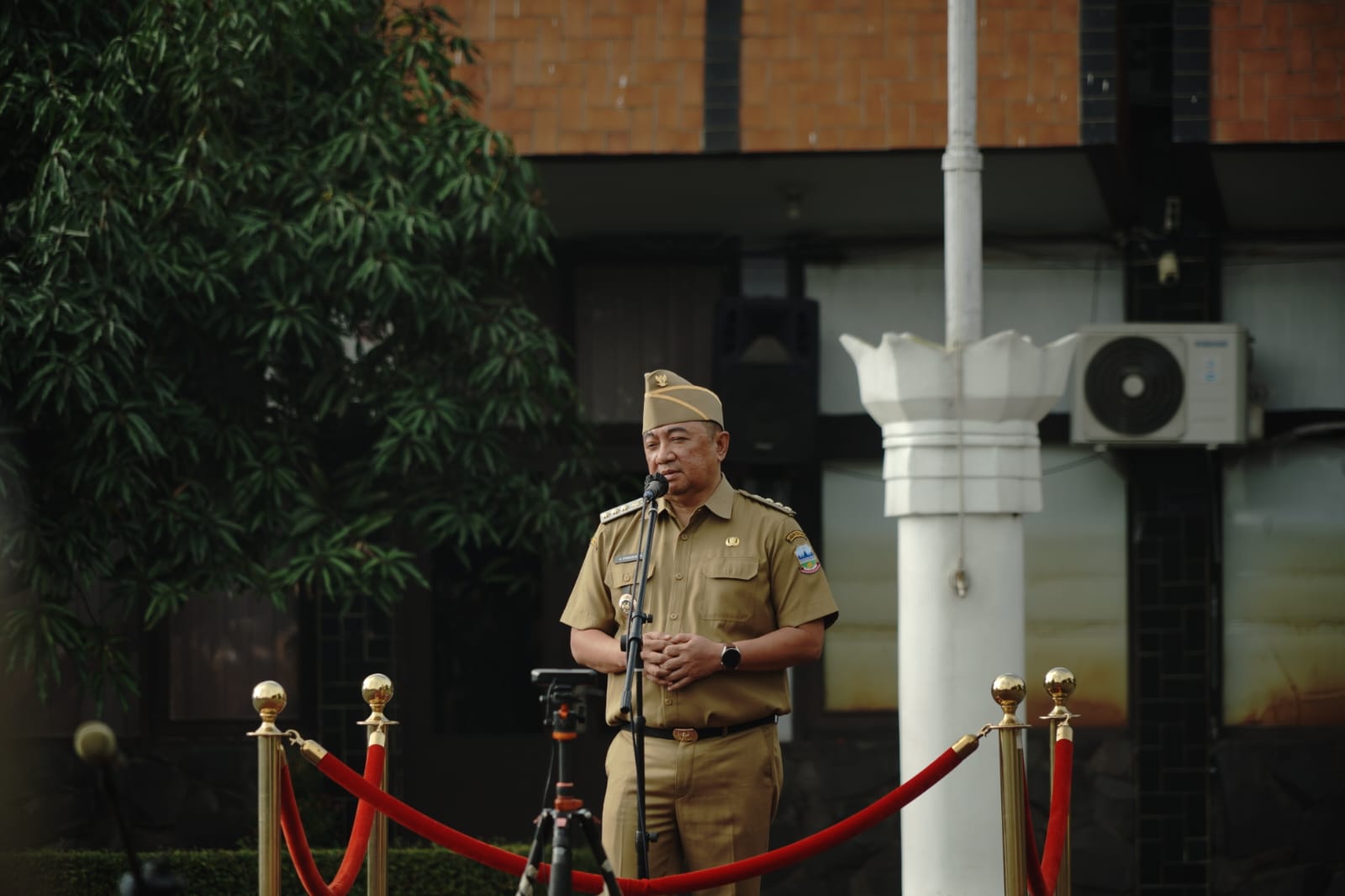 Bupati Garut Abdusy Syakur Amin