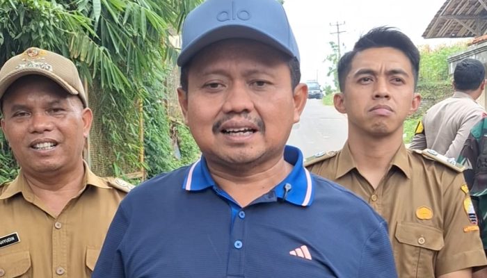 Bupati Dony Pastikan Jalan Cicabe–Cikandang Tuntas 2026