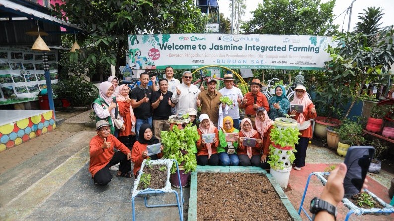 Muhammad Farhan dan Irfan Hakim Mengunjungi Jasmine Integrated Farming