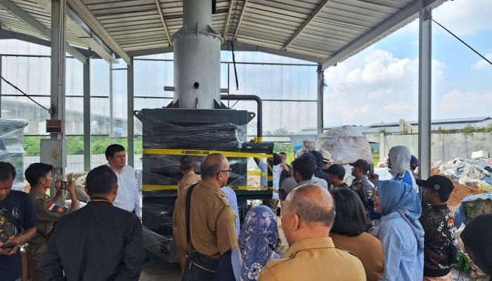 Kementerian LH Setop Insinerator Kota Bandung, Seluruh TPS Teknologi Termal Disegel