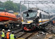 Kereta Bandara Tabrak Truk di Poris, Layanan Terganggu