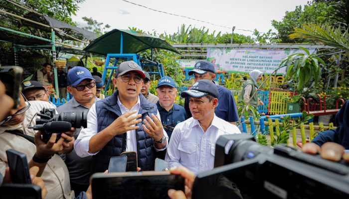 Farhan Ingin Patungan dengan Pemkab Bandung Bangun Akses ke TPA Jelekong