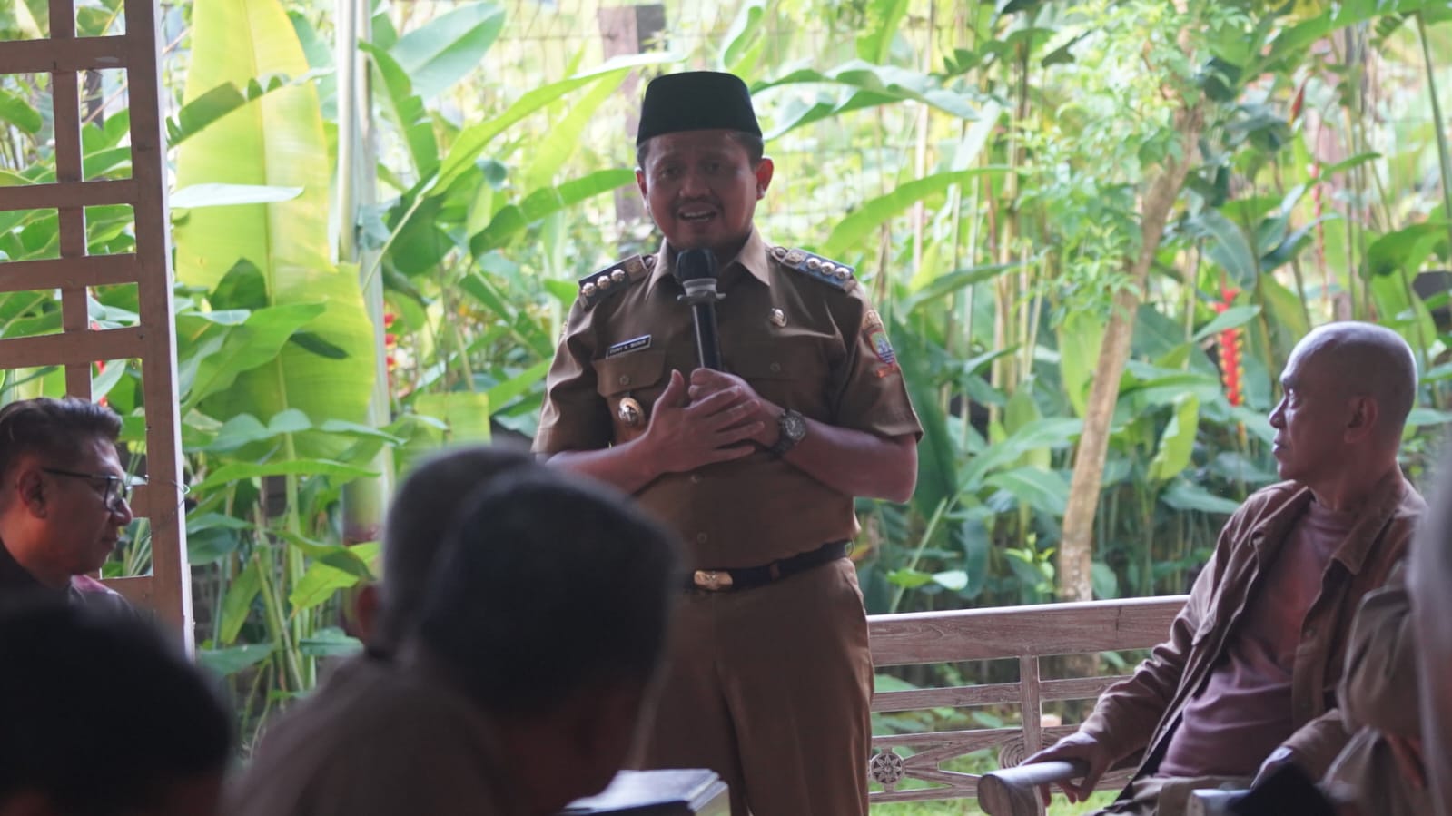 Bupati Sumedang Dony Ahmad Munir