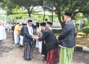 Bupati Sukabumi H Asep Japar