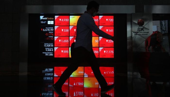 Hari Ini IHSG Anjlok 5 Persen, Nyaris Tembus Level 7.100