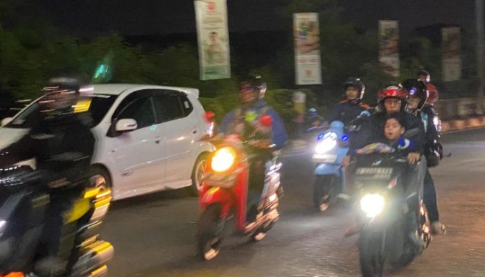 Arus Mudik Meningkat, Motor Dominasi Malam di Karawang