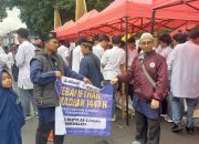 Santri Ma’had Ihya As Sunnah Tasikmalaya Tebar Ribuan Takjil dan Al-Qur’an
