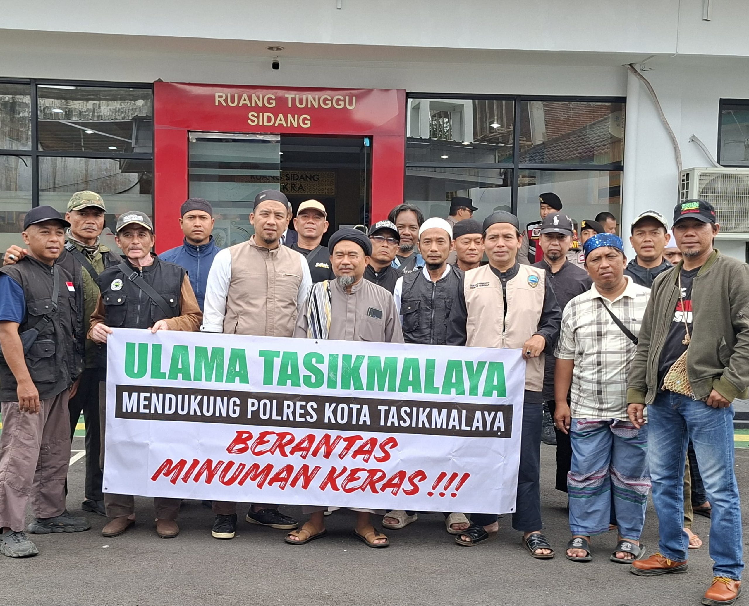 Aksi Ulama Tasik Dukung Kebijakan Polres