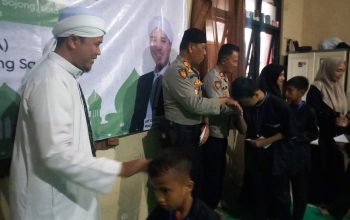 Doa Anak Yatim Iringi Aksi Sosial Dalmas Polres Tasikmalaya