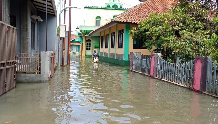 Banjir Rancabolang-Derwati Belum Surut, 800 Terdampak