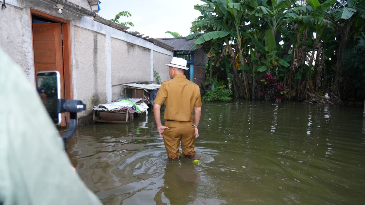 Bupati Bandung Dadang Supriatna
