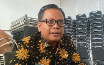Kepala DLH Karawang, Asep Suryana
