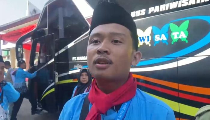 Jemaah Haji Termuda Karawang Bikin Haru, Menabung Sejak SD