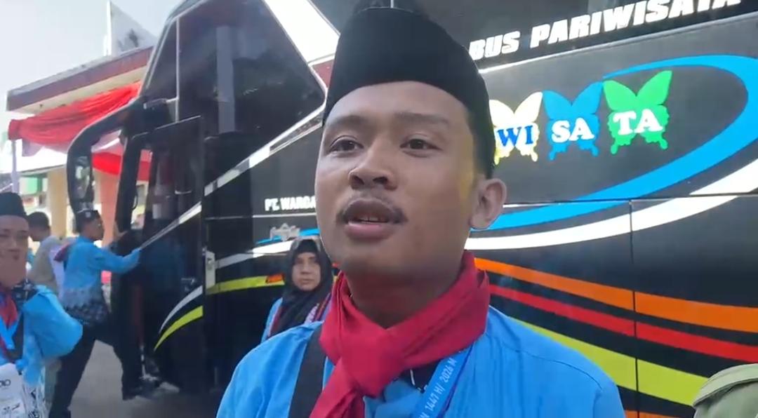 Jamaah Haji Termuda dari Karawang Ahmad Jaenudin (21)