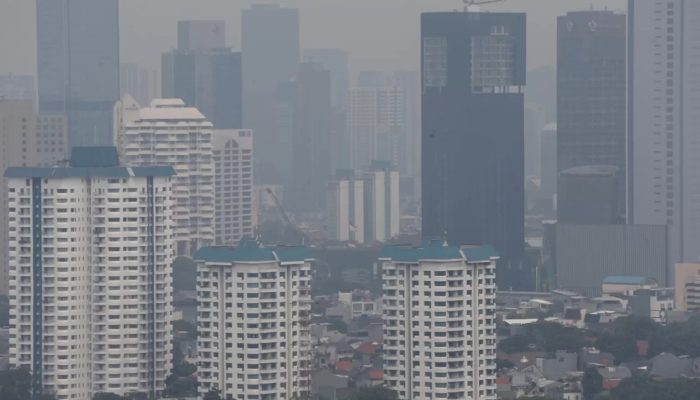 Udara Jakarta Tak Sehat, Warga Diminta Waspada Polusi