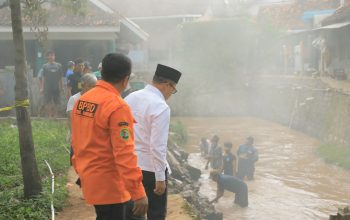 Dua Warga Tewas Terseret Arus Sungai Cibanjaran Kabupaten Bandung