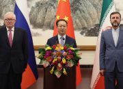 Aksi AS Bikin Konflik Hormuz Makin Genting, China-Rusia Bekingi Iran