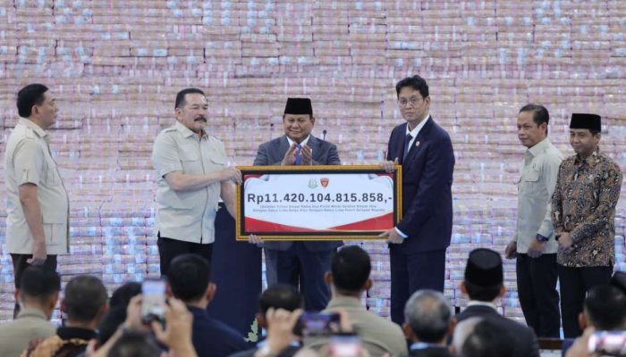 Satgas PKH Setor Rp11 Triliun, Prabowo: Pakai Buat Infrastruktur