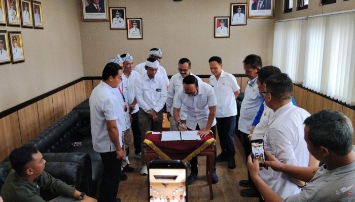 Tasikmalaya Mulai Tata Kabel Semrawut, Kota Dibersihkan
