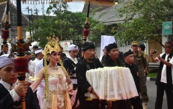 Mahkota Binokasih Kembali ke Keraton Sumedang Larang
