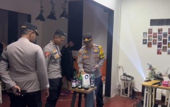 Polisi Bubarkan Pesta Miras Remaja di Kafe Tasik