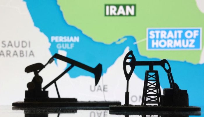 Trump Tolak Proposal Damai Iran, Harga Minyak Dunia Melonjak