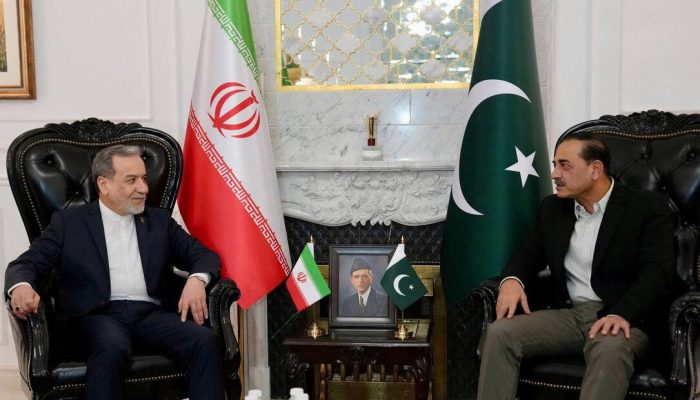 Blokade AS Bolong, Barang Bebas Keluar Masuk Iran Via Pakistan