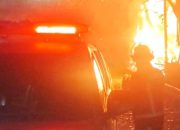 Warung Kopi Baros Terbakar, Damkar Cimahi Gercep