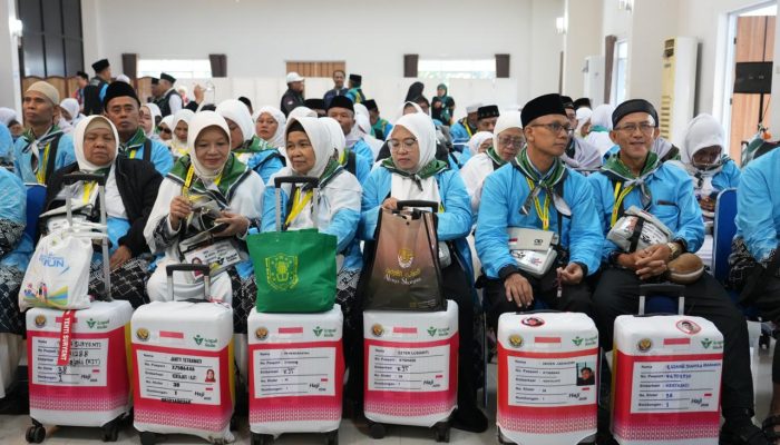 KDS Lepas Kloter Terakhir Jemaah Haji Kabupaten Bandung