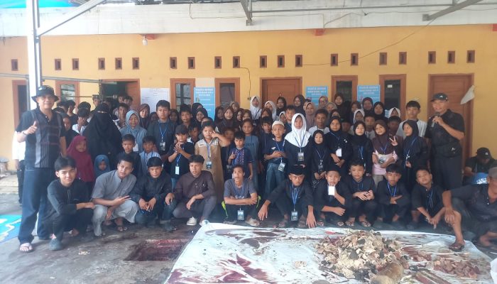 Tangis Yatim Pecah Saat Mimpi Kurban Jadi Nyata