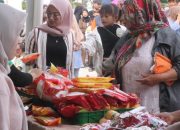 Warga Serbu Pangan Murah Sumedang Jelang Iduladha